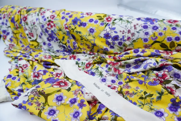 Fashionable Floral Italian Printed Jersey 100% Viscose